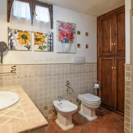Amazing In With Private Swimming Pool, Be Inside Or Outside Holiday home